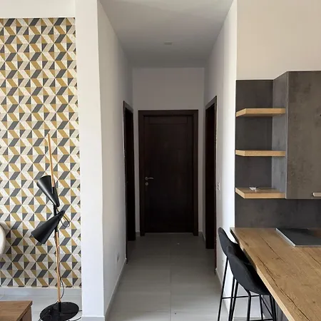 Apartament 3 Bedroom Flat At Naxxar